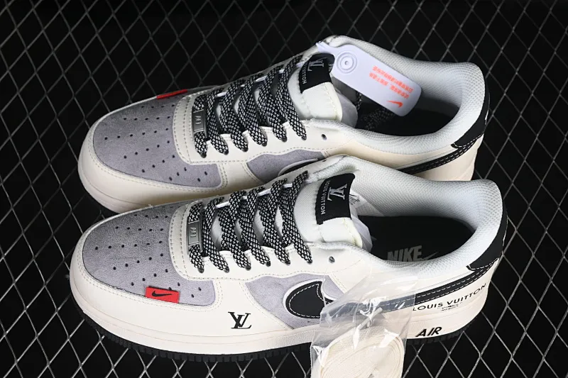 All categories Nk Air Force 1 Air Force series Nk Air Force 1 Low Air Force low-top Nike Air Force 1'07 Low joint black and gray suede Air Force 1 low-top casual sneakers XD9314-619